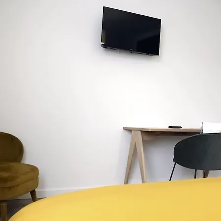 Maison 15 Personnes Peripherie De Clermont-ferrand بيت للعطل