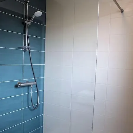 Maison 15 Personnes Peripherie De Clermont-ferrand *