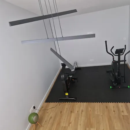 Maison 15 Personnes Peripherie De Clermont-ferrand Romagnat