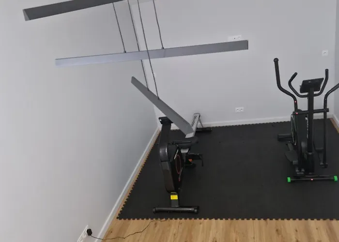 Maison 15 Personnes Peripherie De Clermont-ferrand Romagnat